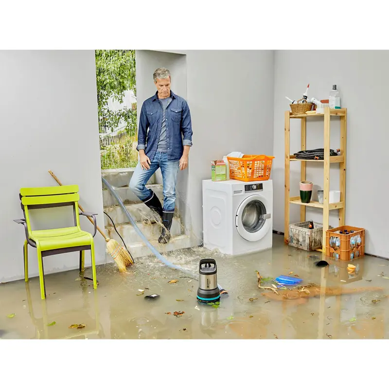 bomba-submersivel-gardena-25000-1100w-preta-9046-20-sumtek