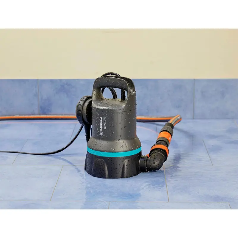bomba-submersivel-gardena-9000-300w-preta-9030-20-sumtek