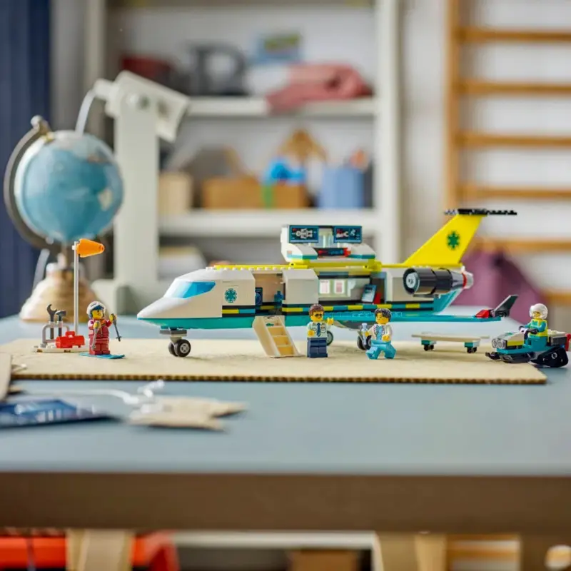lego-city-aviao-de-ambulancia-aerea-de-emergencia-60465-sumtek