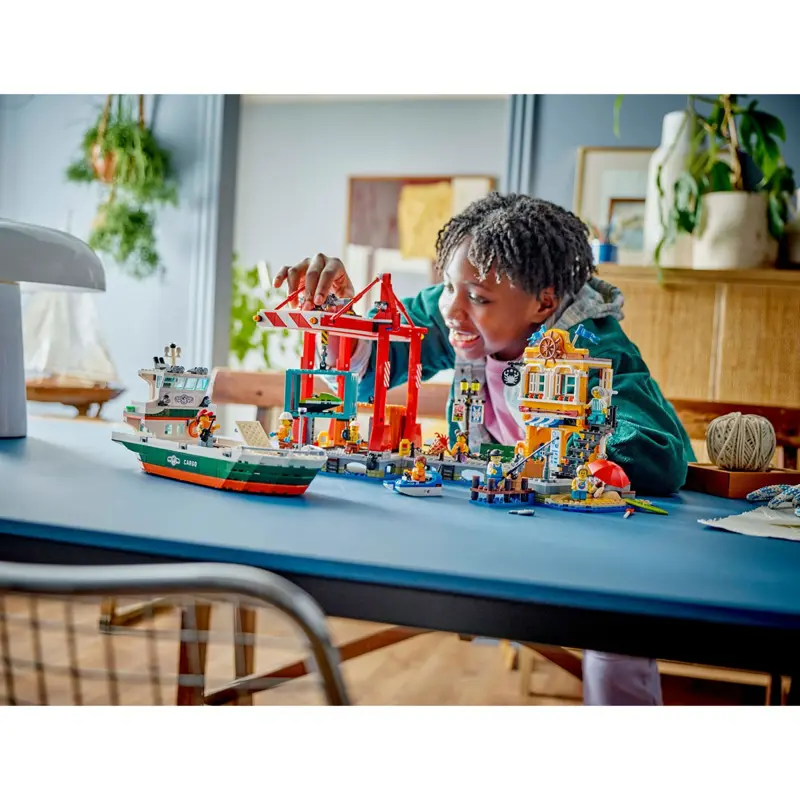 lego-city-porto-maritimo-com-navio-de-carga-60422-sumtek