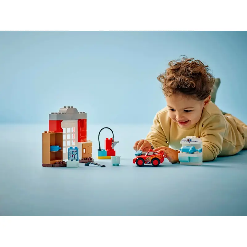 lego-duplo-visita-do-mcqueen-a-garagem-do-doc-10456-sumtek