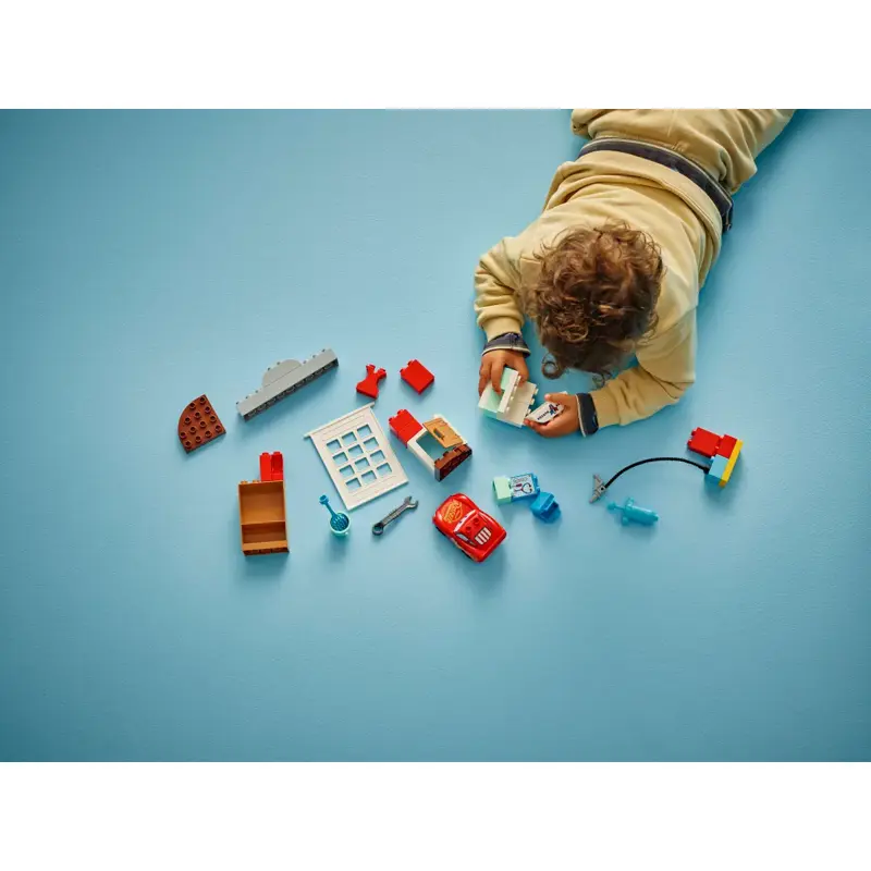 lego-duplo-visita-do-mcqueen-a-garagem-do-doc-10456-sumtek