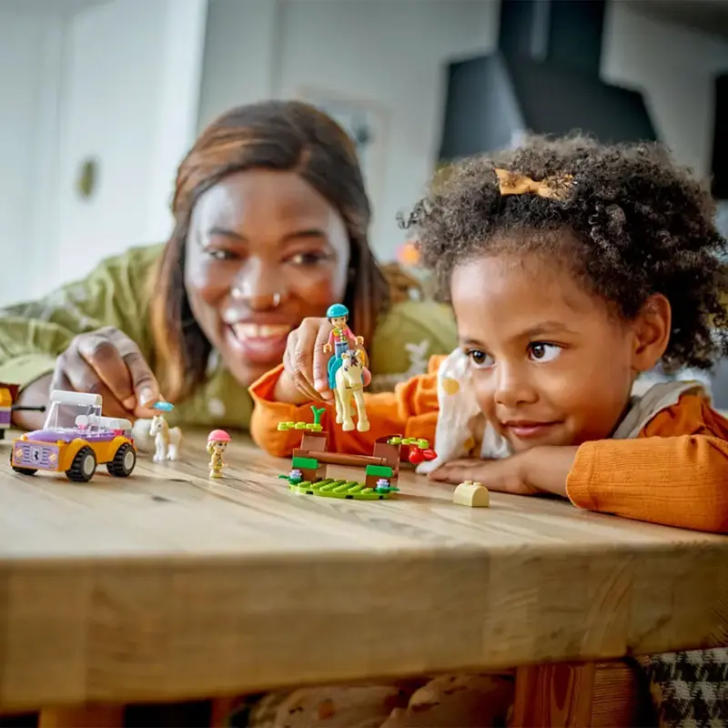 lego-friends-atrelado-com-cavalo-e-ponei-42634-sumtek