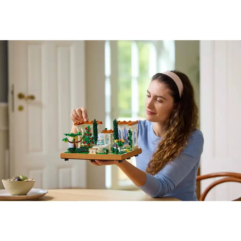 lego-icons-jardim-com-fonte-10359-sumtek