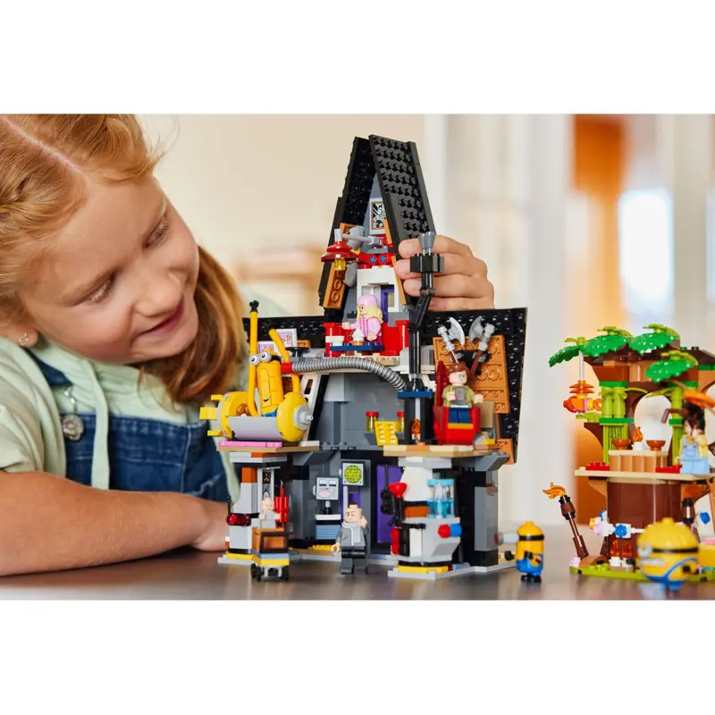 lego-mansao-de-familia-do-gru-e-minions-75583-sumtek