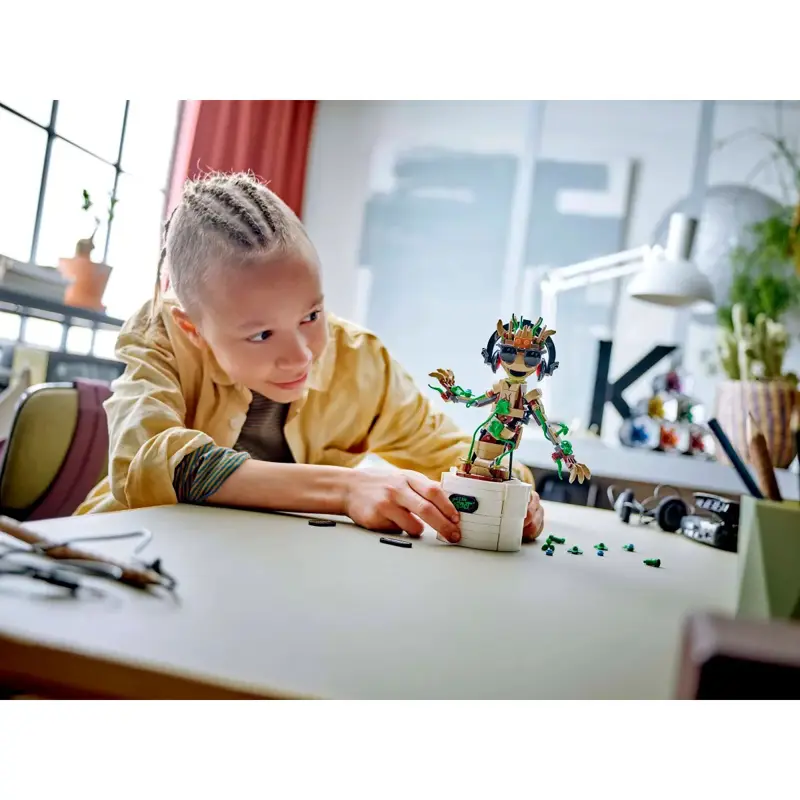lego-marvel-groot-dancante-76297-sumtek