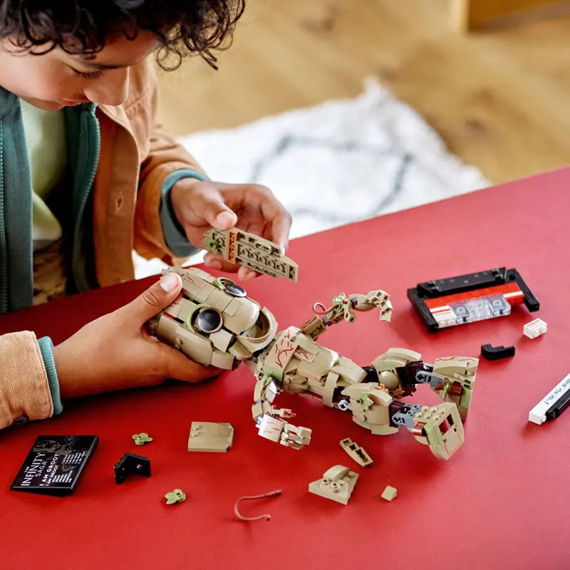 lego-marvel-i-am-groot-76217-sumtek