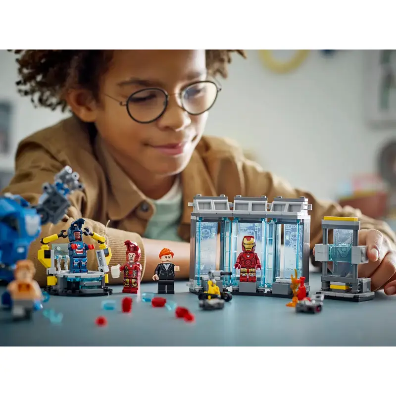 lego-marvel-laboratorio-do-iron-man-salao-das-armaduras-76315-sumtek