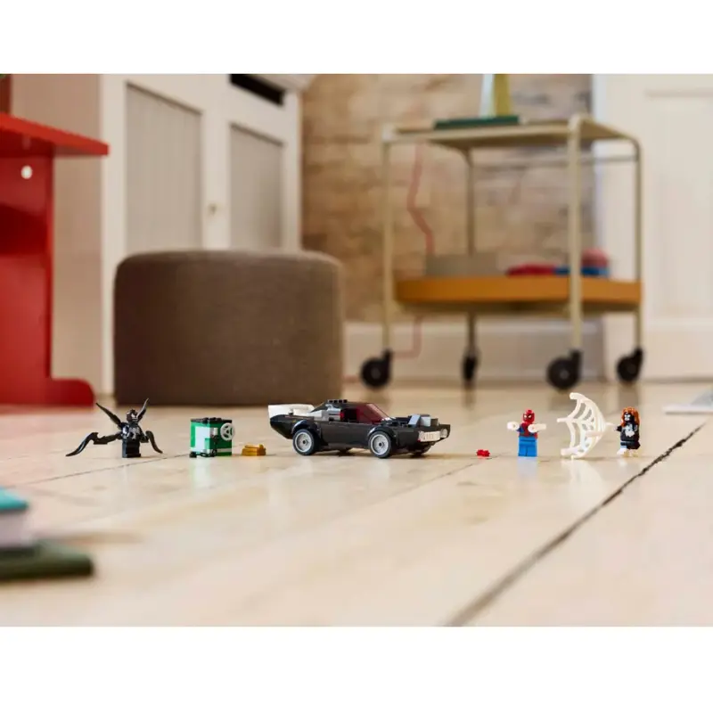 lego-marvel-spider-man-contra-muscle-car-do-venom-76309-sumtek