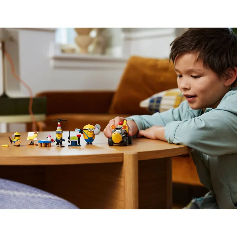 lego-minions-e-carro-banana-75580-sumtek