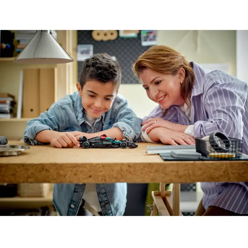 lego-speed-champions-mercedes-amg-w15-formula-1-77244-sumtek