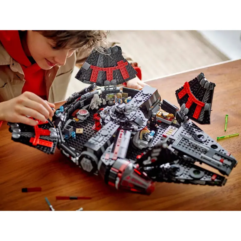 lego-star-wars-a-dark-falcon-75389-sumtek