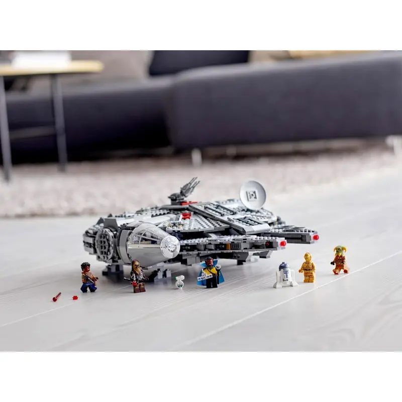 lego-star-wars-millennium-falcon-75257-sumtek