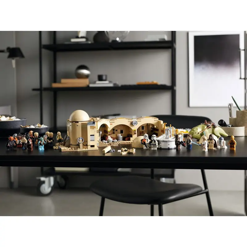 lego-star-wars-mos-eisley-cantina-75290-sumtek