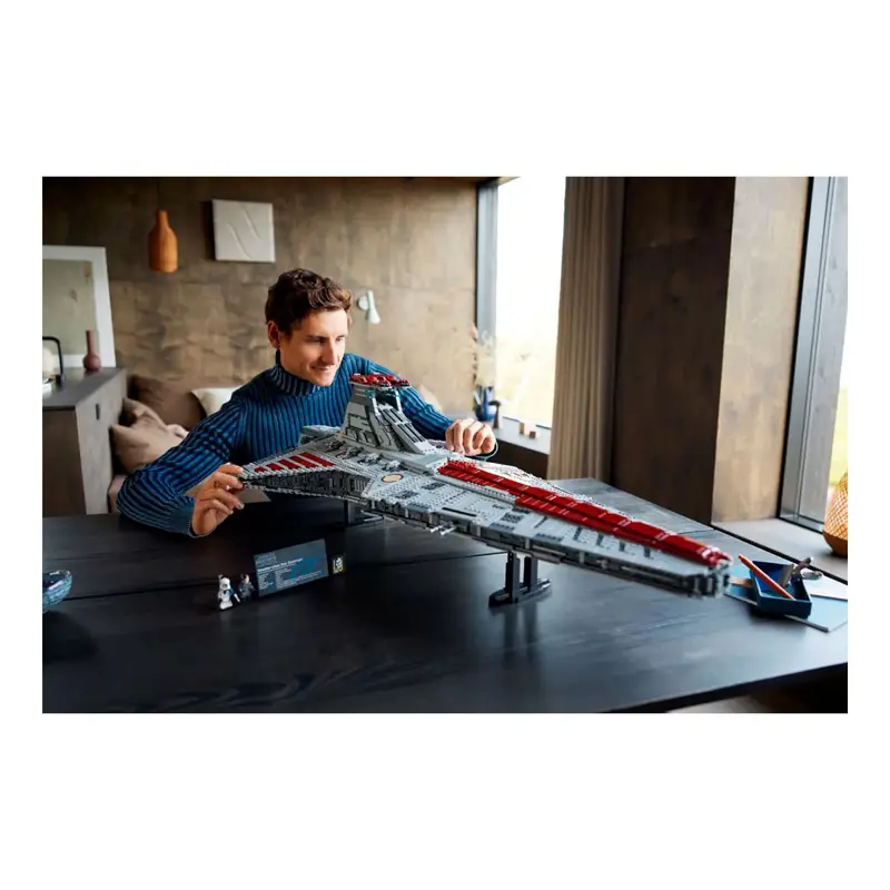 lego-star-wars-venator-class-republic-attack-cruiser-75367-sumtek