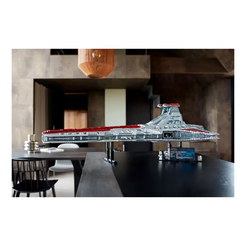 lego-star-wars-venator-class-republic-attack-cruiser-75367-sumtek