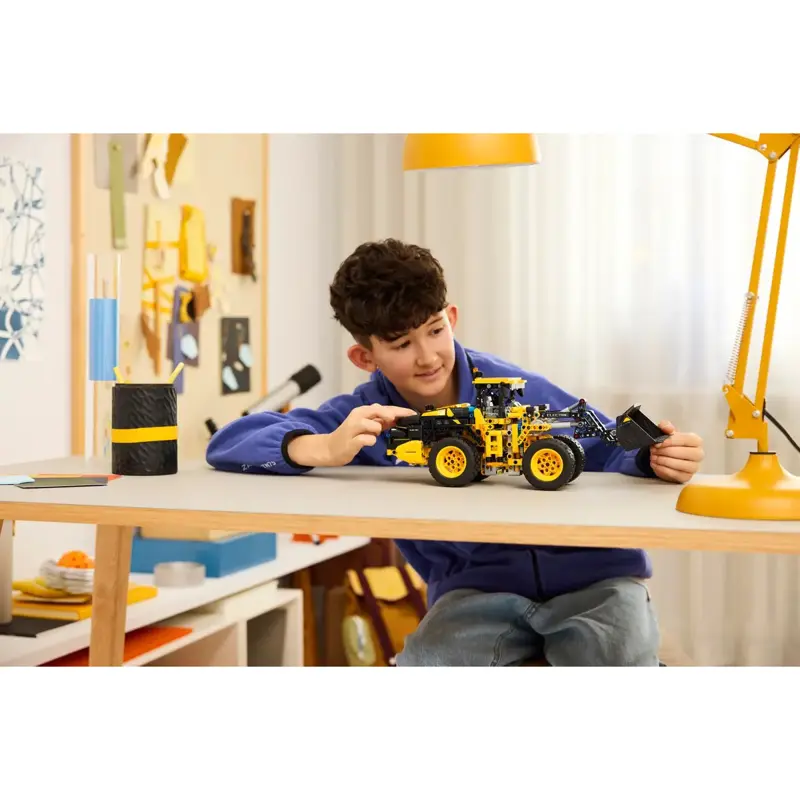 lego-technic-carregadora-de-rodas-volvo-l120-electric-42209-sumtek lego-technic-carregadora-de-rodas-volvo-l120-electric-42209-sumtek