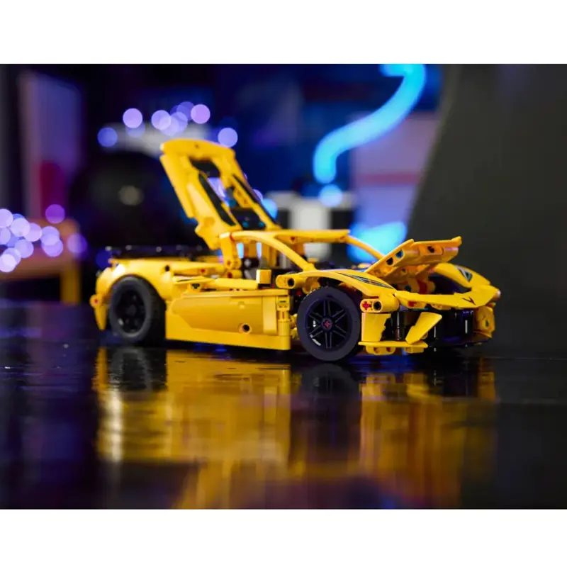 lego-technic-chevrolet-corvette-stingray-42205-sumtek