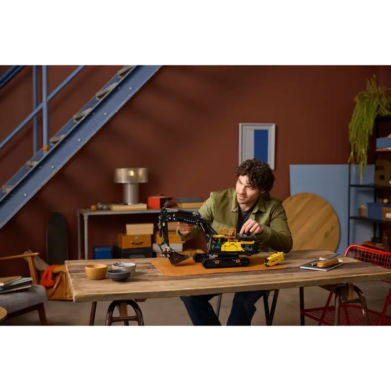 lego-technic-escavadora-volvo-ec500-hybrid-42215-sumtek