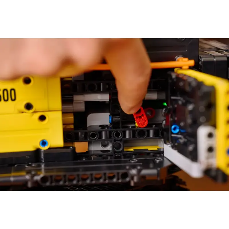 lego-technic-escavadora-volvo-ec500-hybrid-42215-sumtek