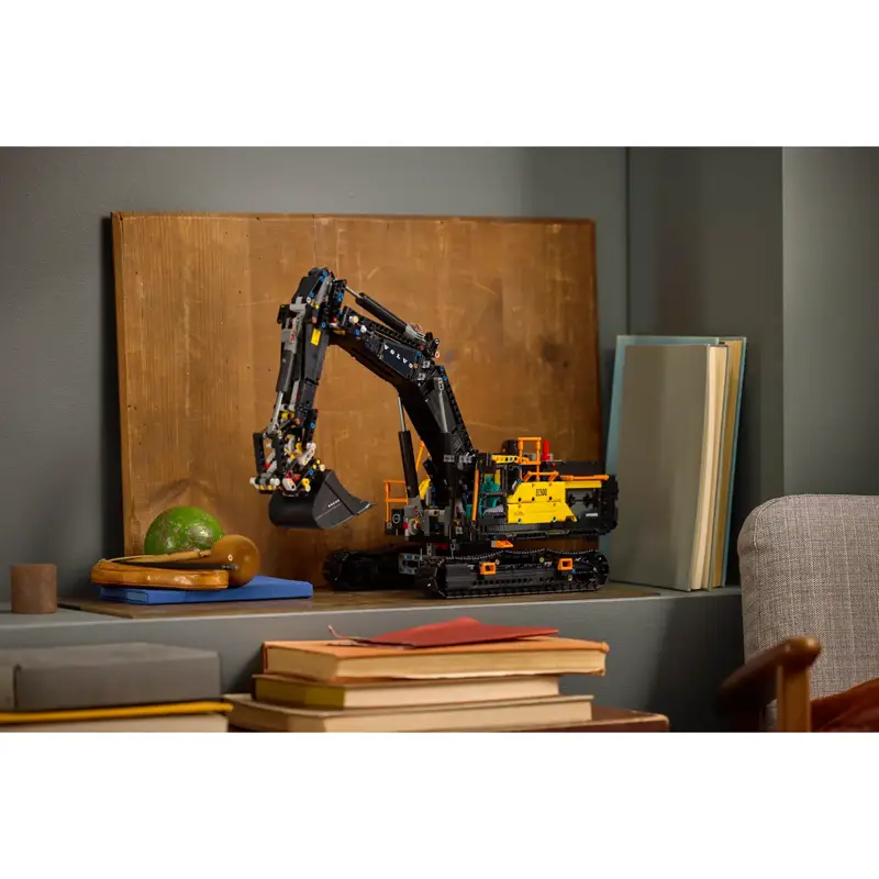 lego-technic-escavadora-volvo-ec500-hybrid-42215-sumtek