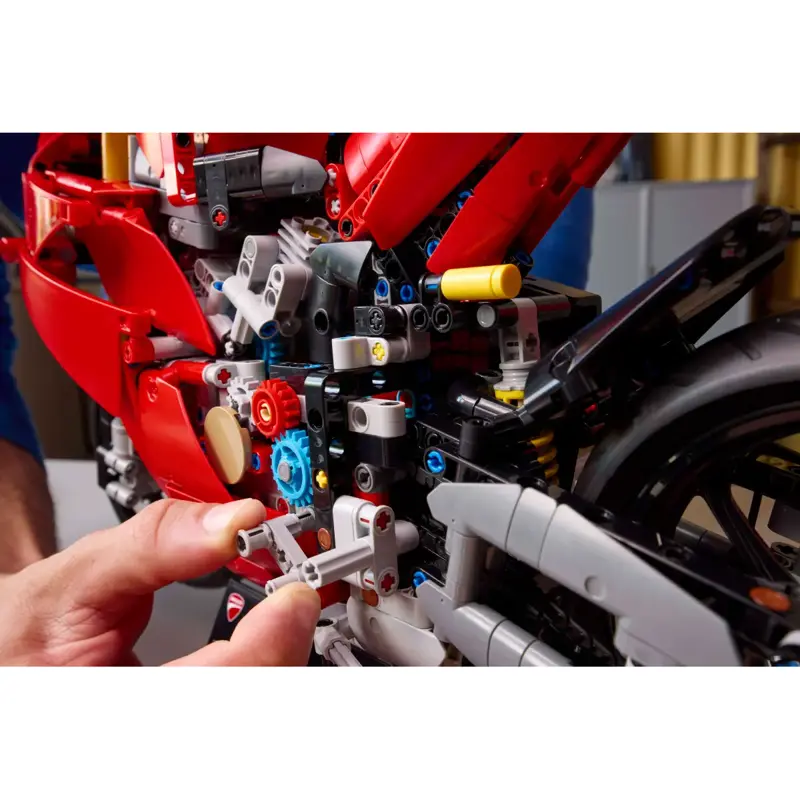 lego-technic-mota-ducati-panigale-v4-s-42202-sumtek