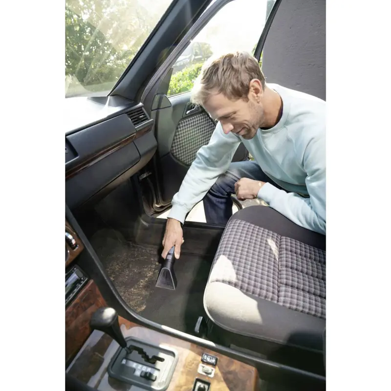 maquina-de-limpeza-de-carpete-kaercher-se-3-18-compact-184w-12l-amarelo-1081-5000-sumtek