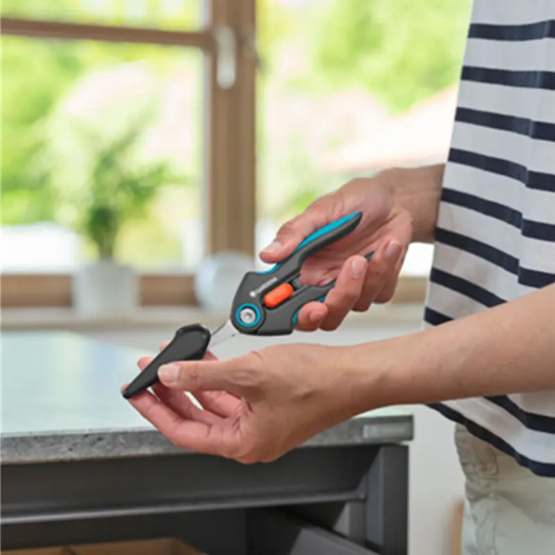 tesoura-de-poda-gardena-freshcut-12212-20-sumtek