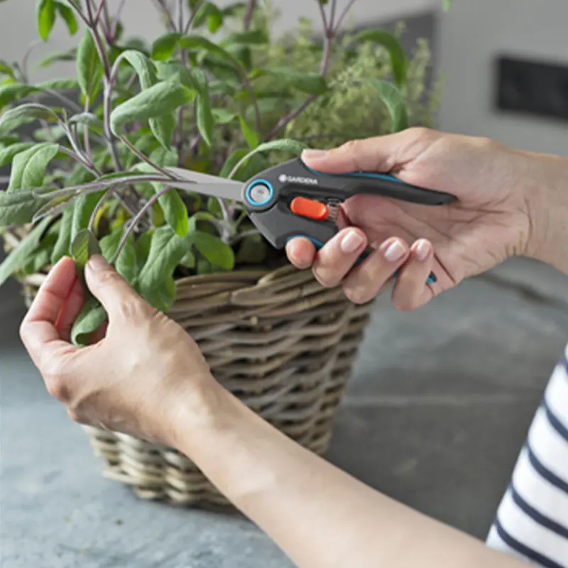 tesoura-de-poda-gardena-freshcut-12212-20-sumtek