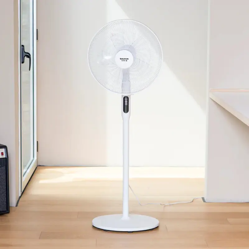 ventoinha-de-pe-taurus-ice-brise-50w-branco-sumtek